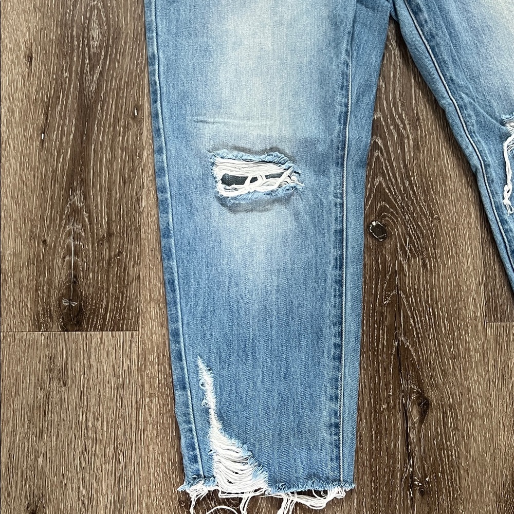 Fashion Nova Light Blue Denim Jeans with Black Waistband - Picture 5 of 9